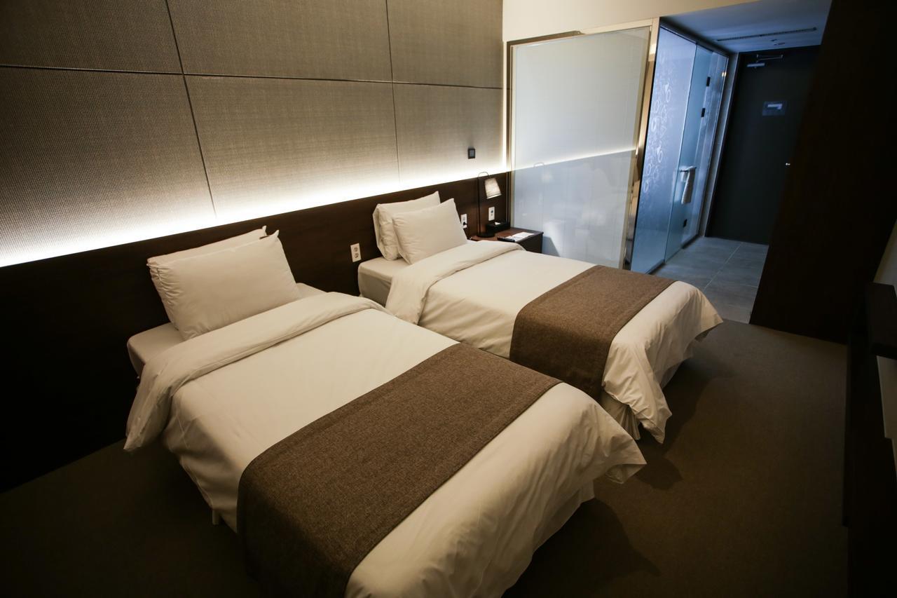 M Stay Hotel Gyeonggi Giheung Йонгин Экстерьер фото